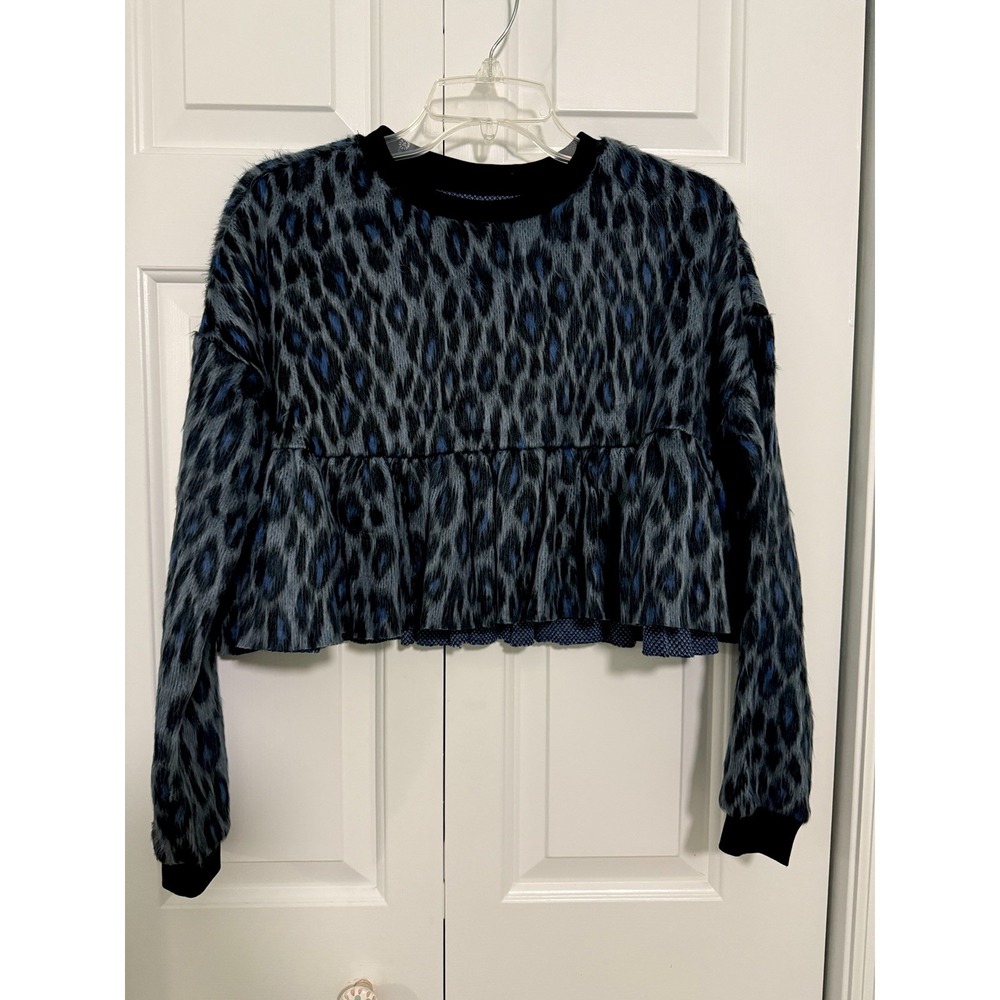 URBAN OUTFITTERS size small Cropped Animal Print Peplum Hem Faux Fur